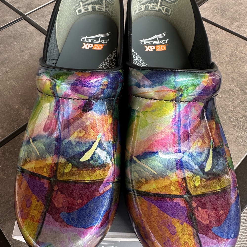 Dansko XP 2.0 Patent Leather Slip-On Clogs “Color Wash”. Size 40 ( 9.5-10 ) NWT